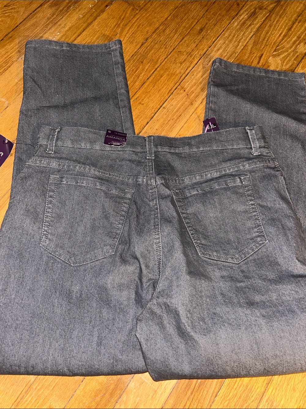 Women’s Straight Jeans in Washed Gray - Picture 7 of 7